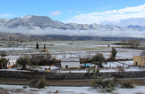 Padul Cottage | Rustic Cottage in El Padul with Swimming Pool