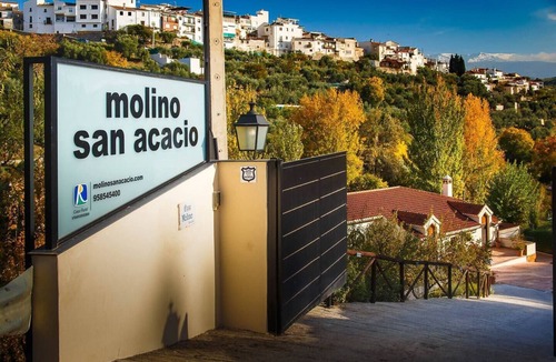 Huetor Santillan House | San Acacio Mill - Casa Rural Darro