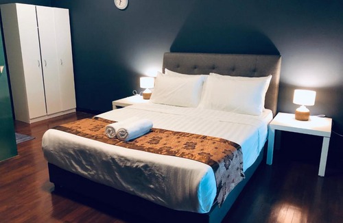 Taman Hock Ann Apartment | Scott Garden - Mid Valley by Leisure2U - Cheap stay, check in out time and price negotiable