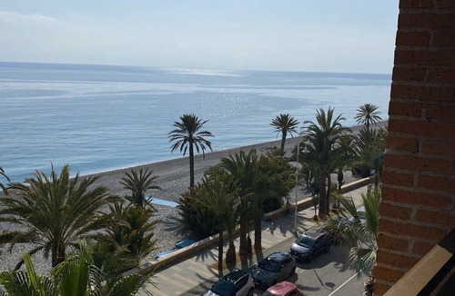 Velilla-Taramay Apartment | Sea Facing Apartment With Swiming Pool