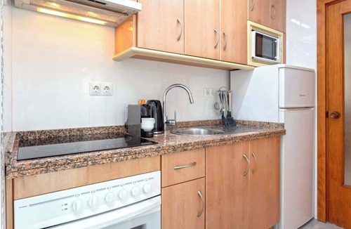 Almunecar Apartment | Seafront Apartment 4 pers, El Paseo A/C, Wi-Fi