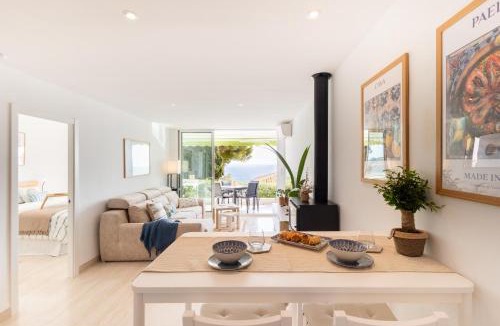 La Herradura Apartment | Seaside Spa Luxury Flat - Jacuzzi - Sauna - Sea view