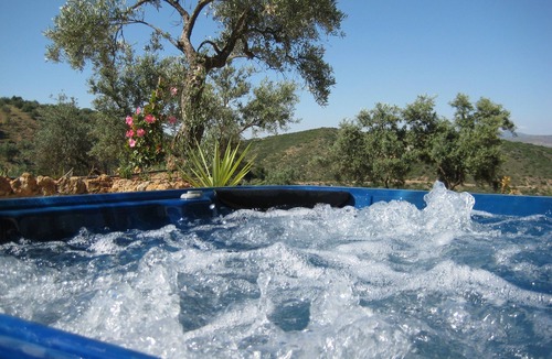 Loja Villa | Secluded villa with fabulous pool and jacuzzi, in a beautiful tranquil location