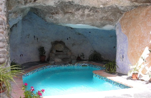 Guajar Faraguit House | Self Catering in Style with solar heated Jacuzzi - Pool set in a Cave