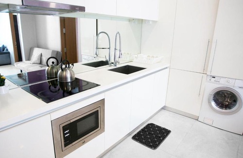 Golden Triangle Apartment | Soho Suites KLCC by SkyLimit Suites