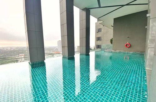 Petaling Jaya Condo | Spacious 4bedroom condo fit 12pax in Bandar Sunway PJ, gathering+free parking