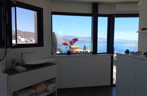 Velilla-Taramay House | Spectacular panoramic sea and mountain views, swimming pool, quiet beach on foot