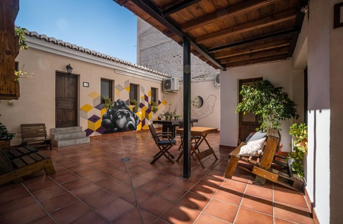 San Pedro House | Standard Double Room - Private Bathroom