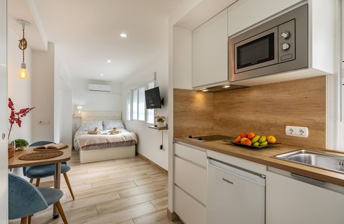 Cenes de la Vega Apartment | Studio Apartment "Cenes" with Air Conditioning