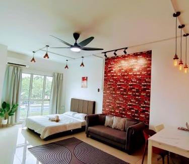 Seri Kembangan Apartment | Studio Condo Seri Kembangan Serdang with pool and WIFI
