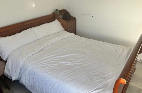 Cogollos de la Vega Apartment | Stunning mountain view apartment near Granada city