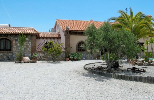 Motril Villa | Stunning private villa with hot tub, WIFI, A/C, private pool, TV, terrace, pets allowed and park...
