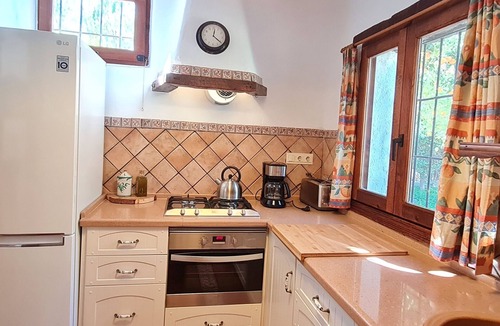 Orgiva House | Sustainable High Level Cave House, Private huge Garden Calm View Child safe Pool