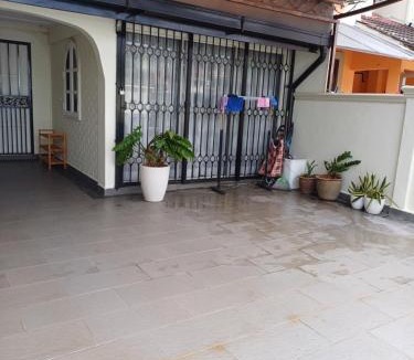 Taman Melati House | Taman Melati by shafa retreat
