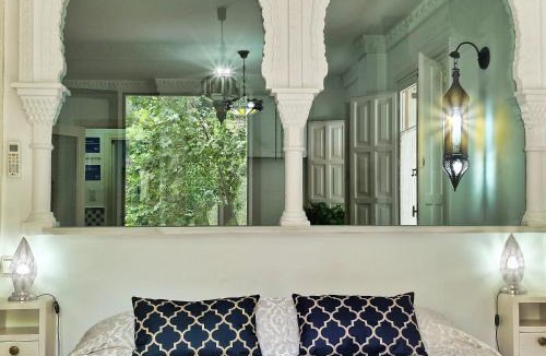 San Pedro Apartment | The Nasrid Palace from your bed !
