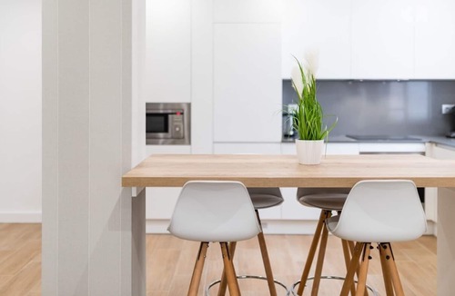 Camino de Ronda Apartment | Trendy and Bright Apartment