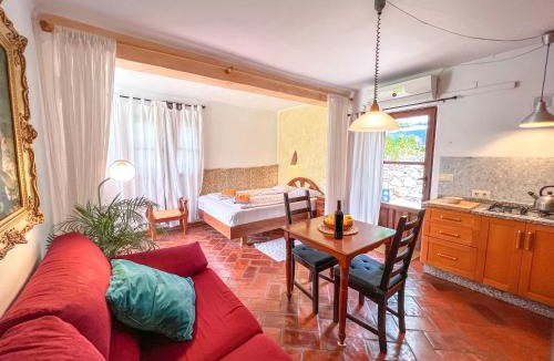 Orgiva Apartment | Tropical Studio