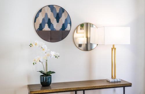 Central District Apartment | tuGuest Isabel la Catolica Apartment
