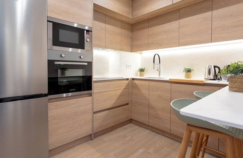 Centro - Sagrario Apartment | Unique Apt. With Parking in Granada. Fuente Nueva