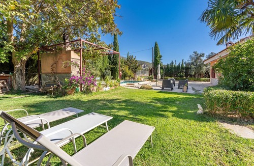 Niguelas House | Vacation Home "A Pie De Sierra Nigüelas" with Mountain View, Private Pool & Wi-Fi
