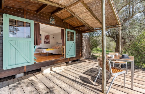 Lanjaron House | Vacation Home "Cabaña Shadú" with Mountain View, Shared Pool & Wi-Fi
