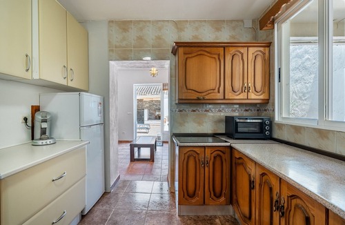 Niguelas House | Vacation Home "Casa Juan Y Loli" with Mountain View, Private Pool & Wi-Fi