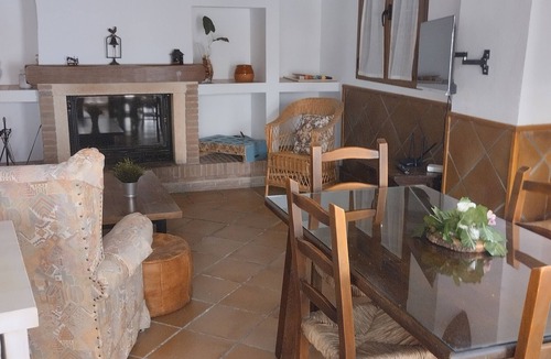 Murchas House | Vacation Home "El Valle Verde" with Mountain View, Private Terrace & Wi-Fi