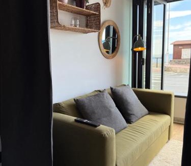 Castell de Ferro Bed & Breakfast | Victoria loft