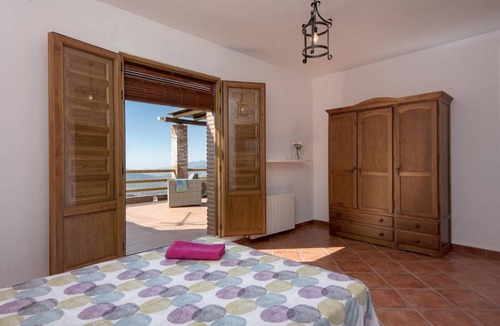 Carataunas Villa | Villa ∙ 4 bedrooms ∙ 8 guests