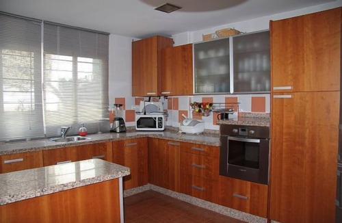 Nivar Ski Chalet | Villa Alfaguara is a rural house with views of the Sierra Nevada for 14 people
