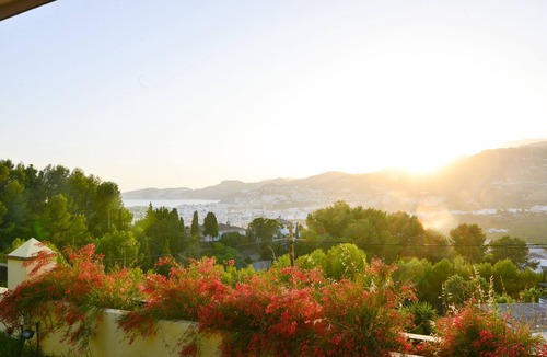 Velilla-Taramay Villa | Villa de Lujo, Vistas al Mar,jardin con Wifi,cine Exterior