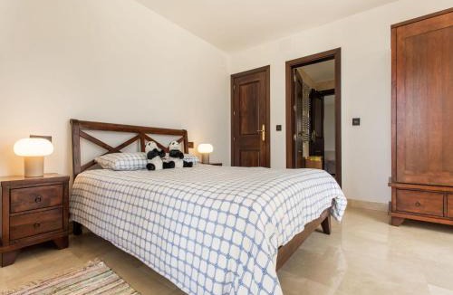 Gualchos Villa | Villa in Granada with Sea Views & Pool