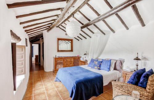 Montefrio Villa | Villa in Montefrio near Iznajar Lake
