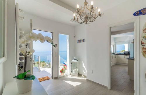 Salobrena Villa | Villa La Palmera with private pool and fantastic views