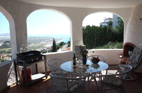 Salobrena Villa | Villa near the sea with private pool. " Monte de los Almendros "
