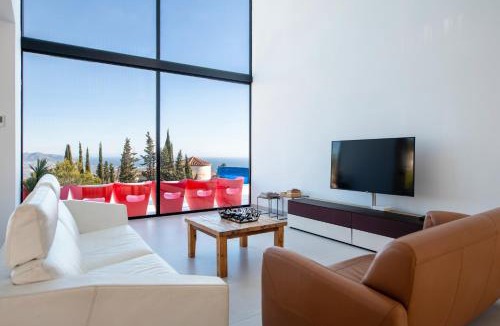 Salobrena Villa | Villa Oro