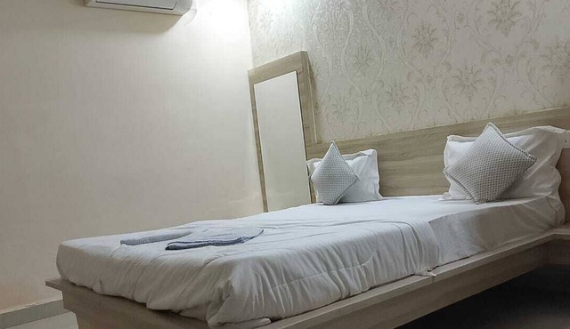 Raj Resort Vapi