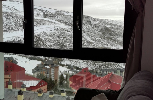 Apartamento Próximo a Pistas y Plaza Central, Vistas Increíbles