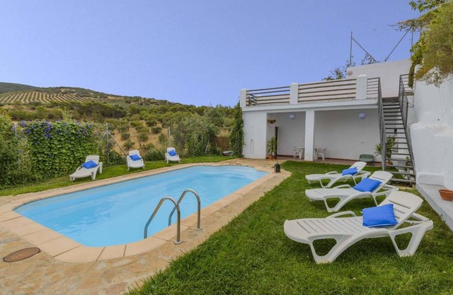 Dehesa de las Casas Algarinejo by Ruralidays