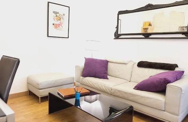 Homerez last minute deal - Amazing apartment in Granada and Wifi