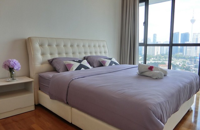 [LUXURY] 3 Rooms 6 Pax Stay with KLCC View