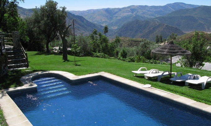 Carataunas House | 100 m² House ∙ 3 bedrooms ∙ 6 guests
