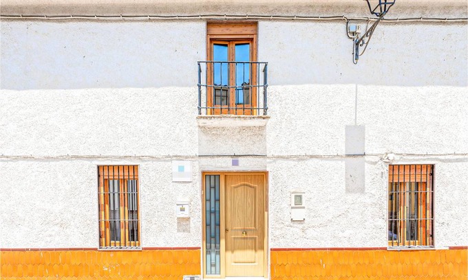 Zafarraya House | 100 m² House ∙ 4 bedrooms ∙ 10 guests
