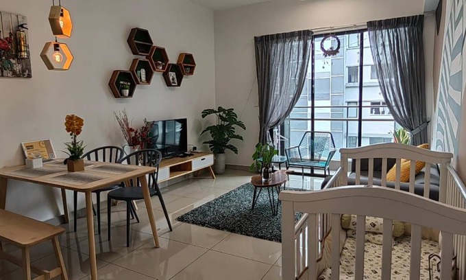 Shah Alam Apartment | 102 m² Apartment ∙ 3 bedrooms ∙ 10 guests