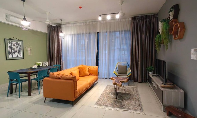 Shah Alam Apartment | 1126 m² Apartment ∙ 3 bedrooms ∙ 6 guests