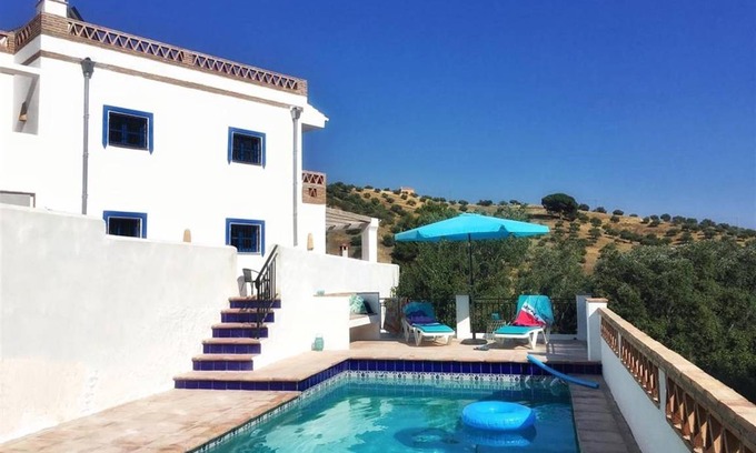 Almunecar Villa | 140 m² Villa ∙ 3 bedrooms ∙ 8 guests