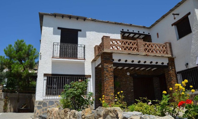 Nechite House | 145 m² House ∙ 4 bedrooms ∙ 12 guests