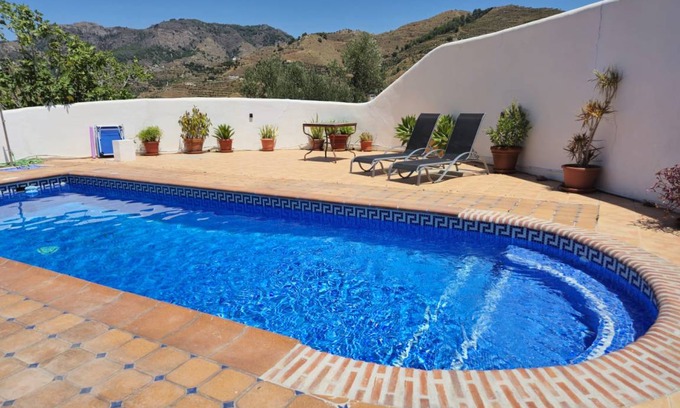 Almunecar House | 150 m² House ∙ 3 bedrooms ∙ 6 guests
