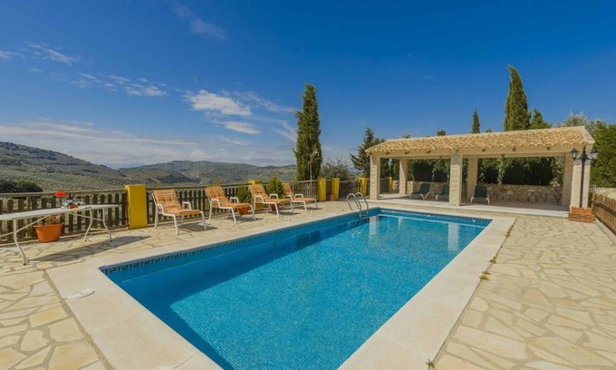 Montefrio House | 150 m² House ∙ 5 bedrooms ∙ 12 guests