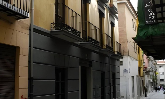 Centro - Sagrario Apartment | 150 m² Serviced apartment ∙ 4 bedrooms ∙ 127 guests